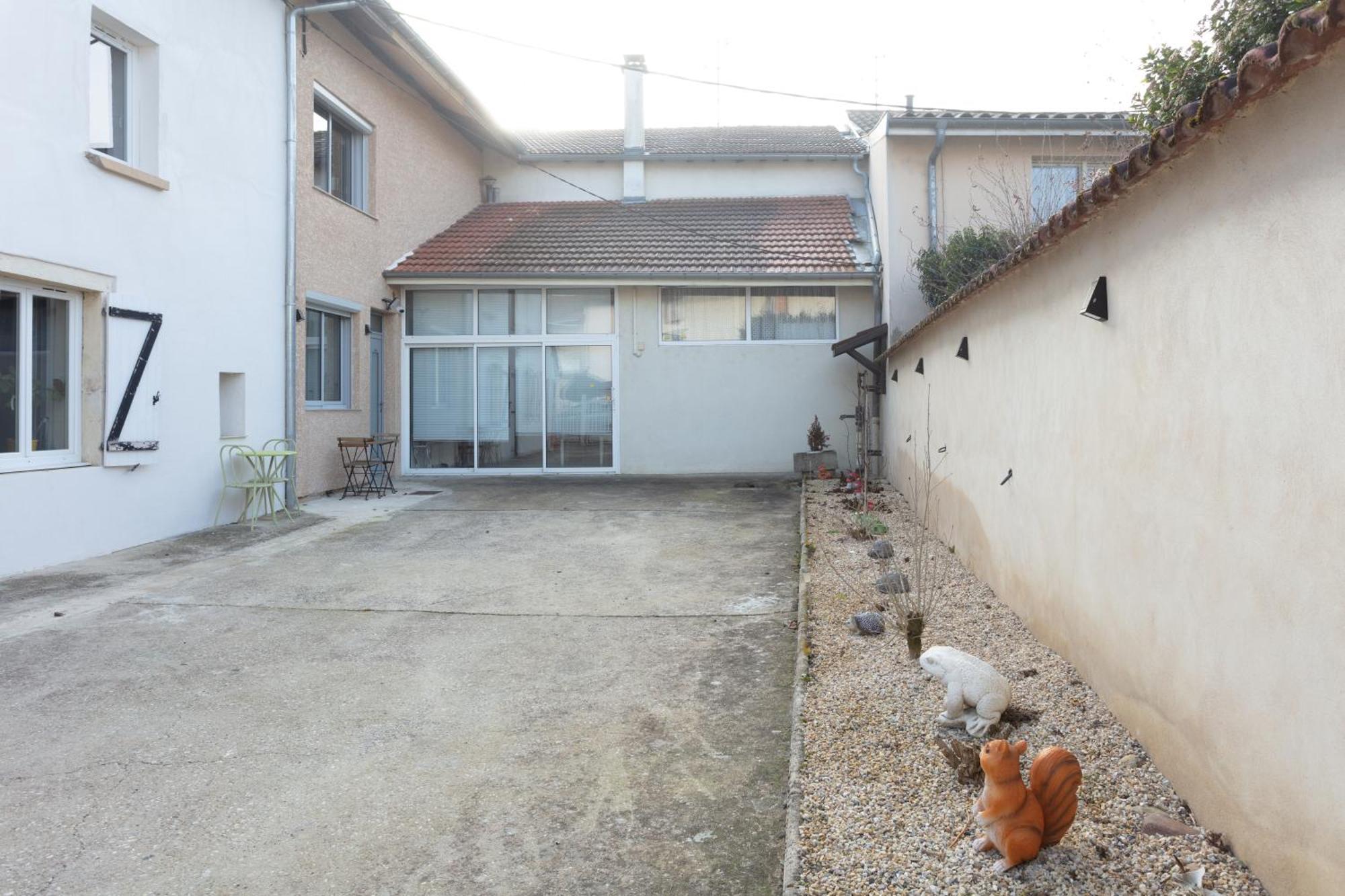 Logement Equipe Saint-Paul-de-Varax Exterior foto